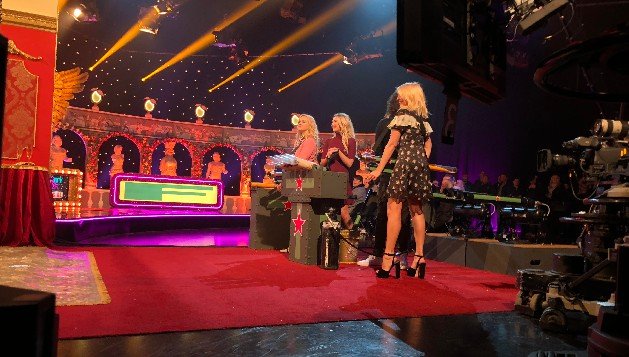 Holly, Fern, Toff and Russell take aim at Gino and Chris