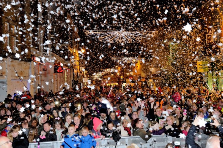 Confetti Cannons at Christmas Lights Switch-on event