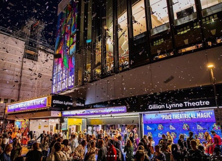 At the London premiere of The Lion, The Witch And The Wardrobe, Confetti Magic helped continue the magic long after the final curtain call